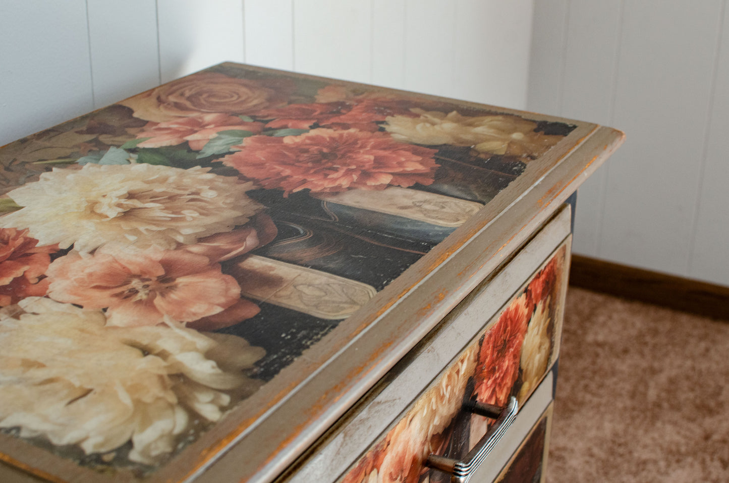 Flower & Boots Cabinet