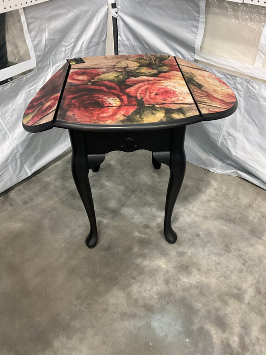 Rose side table
