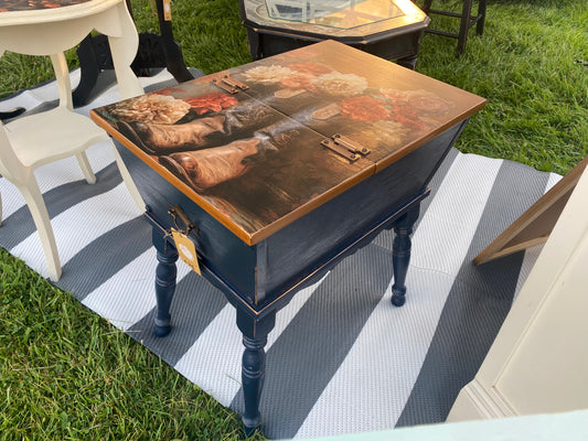 Boot Knitting Box